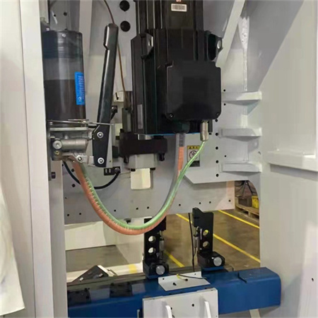 CNC automatische aluminium staal Hydraulische Kantbank elektrische plaatwerk buigmachine met robot