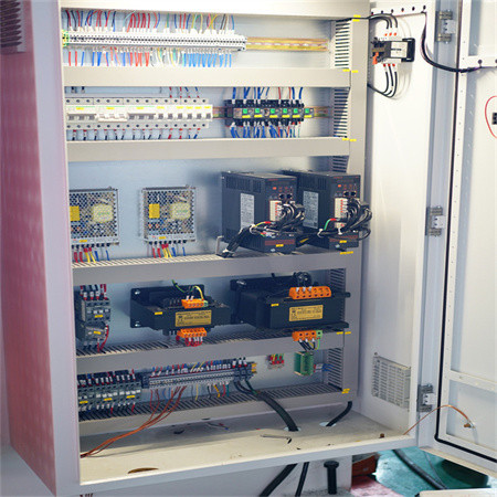 Persbuigmachine Aangepaste hydraulische E200p Cnc hydraulische rempersbuigmachine met Duitse elektronica: