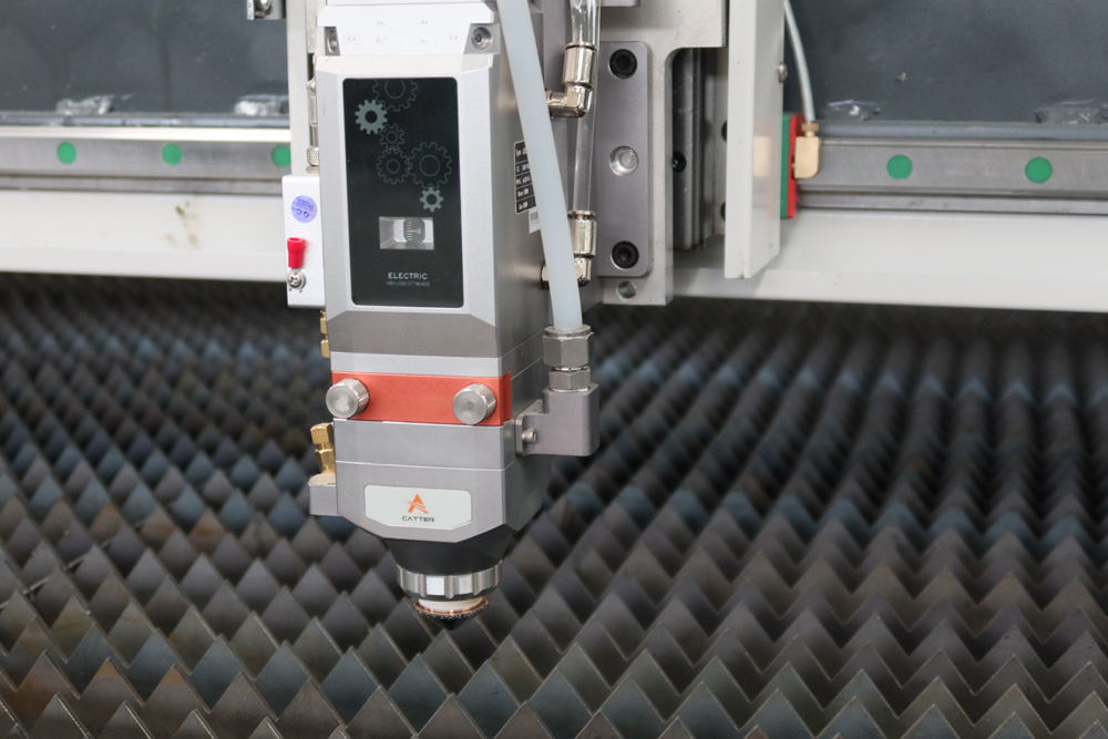 Hoge precisie fiber lasersnijden metaal roestvrij staal koolstof 2000w