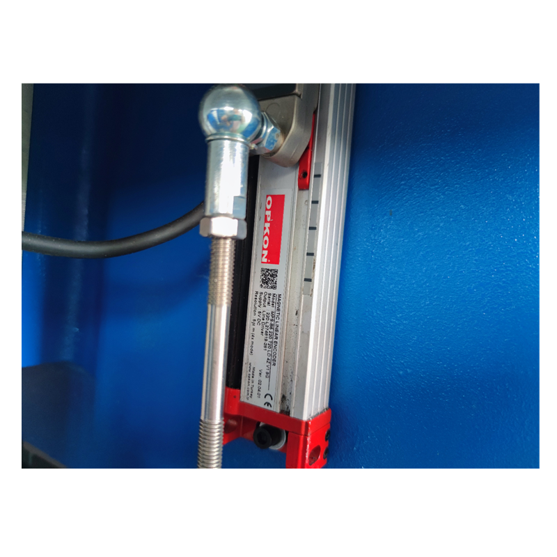 Hydraulische afkantpers van 130t / 3200 mm 4 + 1 as Delem Da53t Cnc-persrem