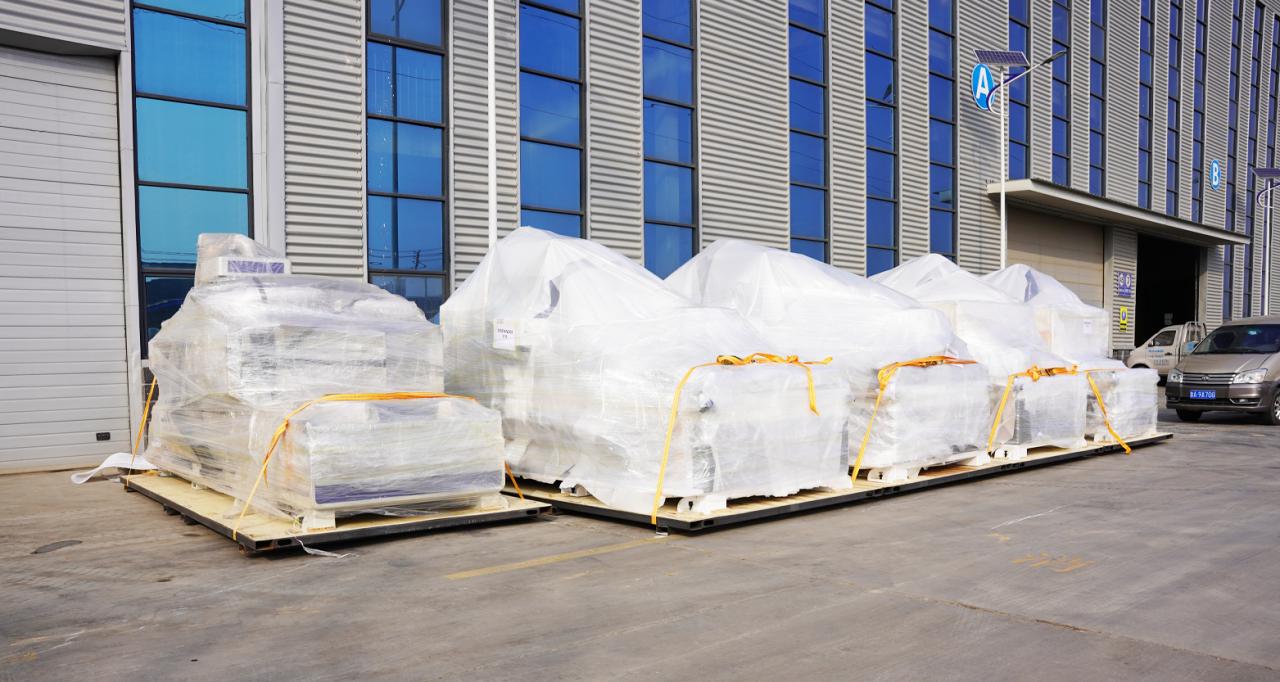 Laserbron 2000w 3000w Fiberlasersnijmachine